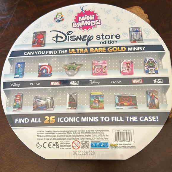 Disney Store Edition Collectors Case Zuru 5 Surprise Mini Disney Brands Figures - Picture 2 of 4